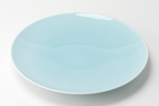 有田焼】青白磁1．5尺丸皿 46cm