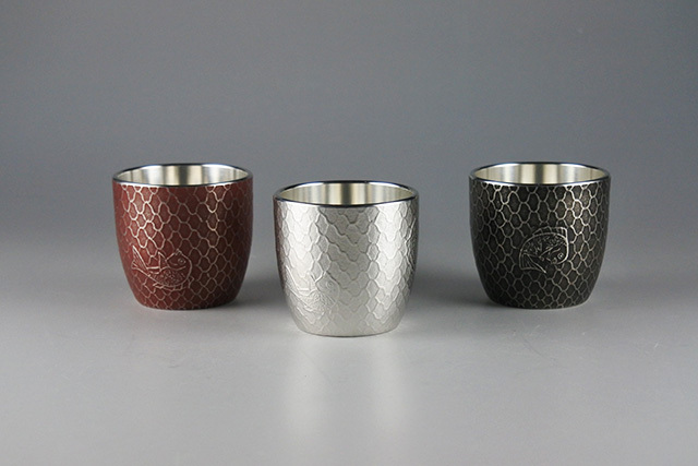 超重量級 極上 純銀 槌目 筒型 ぐい呑 酒器 桐箱入 約