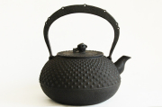 鉄瓶 castiron kettles