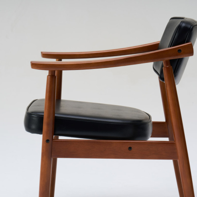 Dチェア｜オフィシャルショップ｜カリモク60オフィシャルショップ