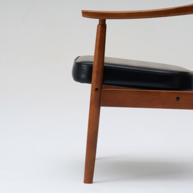 Dチェア｜オフィシャルショップ｜カリモク60オフィシャルショップ