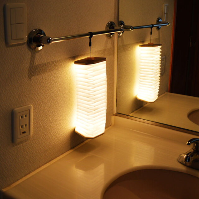 誕生日プレゼントや新築祝いなどに名入れ アコーディオンLEDライト