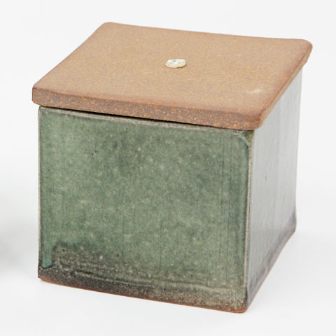 誕生日プレゼントや結婚記念日におすすめの信楽焼　名入れ 小箱 Angel