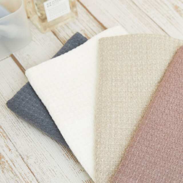 誕生日プレゼントや出産祝いなら名入れ リネン フェイスタオル ワッフル