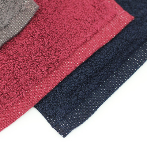 名入れ刺繍ハンカチ　純ギラ銀　ポケットタオル・内祝いギフトなどに