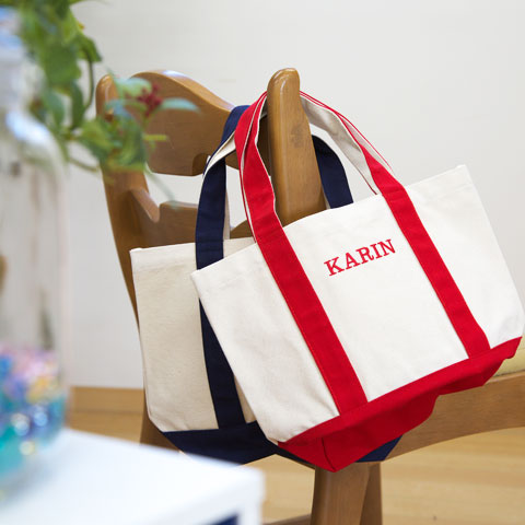 誕生日などに丈夫な帆布バック・刺繍で名入れ　ミニヘビートートバック