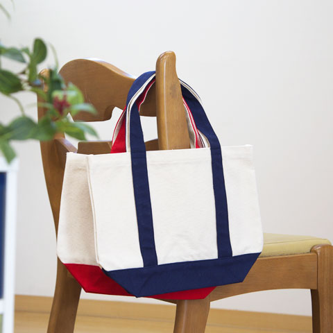 誕生日などに丈夫な帆布バック・刺繍で名入れ　ミニヘビートートバック