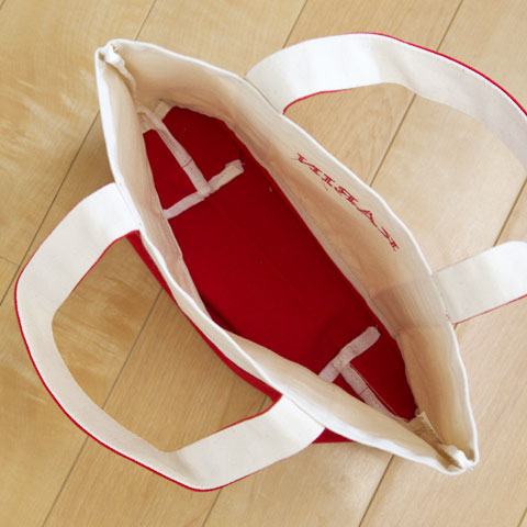 誕生日などに丈夫な帆布バック・刺繍で名入れ　ミニヘビートートバック