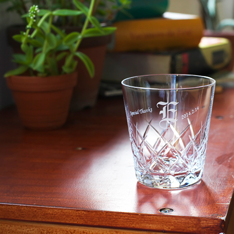 オンザロックグラス イニシャル