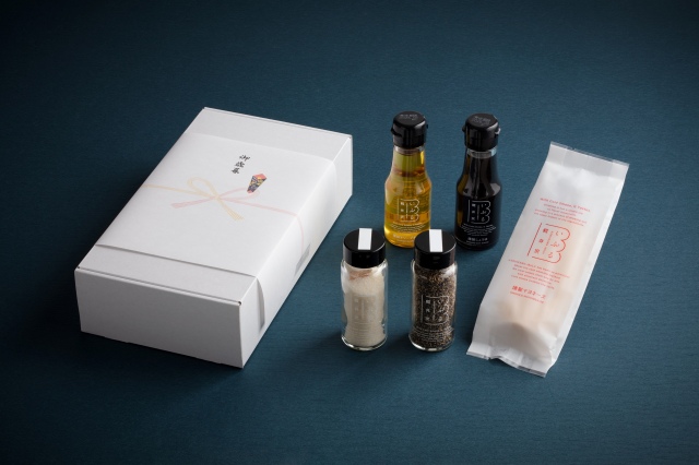 〈冬ギフト〉丁寧な食卓　燻製調味料セット