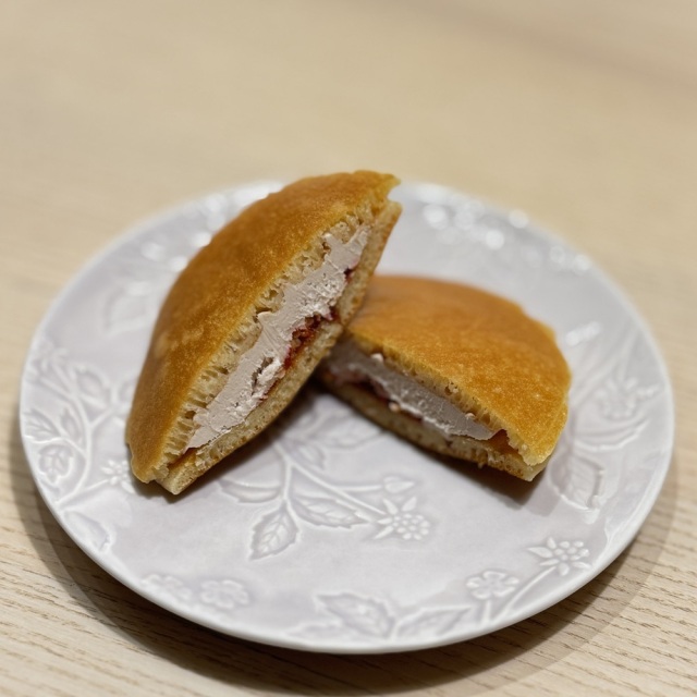 ヴィーガン＆グルテンフリーどら焼き いちごクリーム