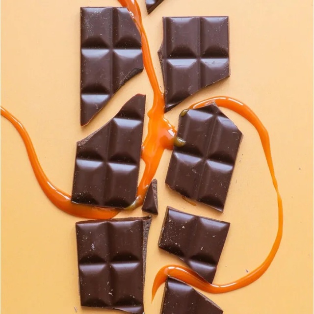 品切れ オーツミルクチョコレート ソルティキャラメル（夏季冷蔵扱い