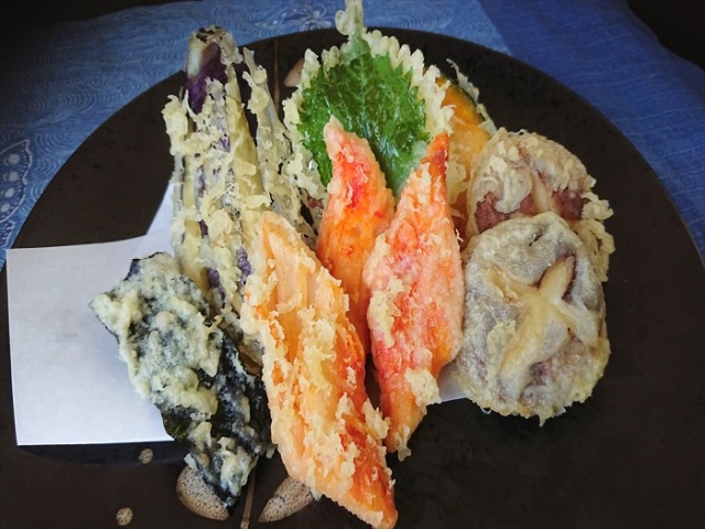 まるでかにかま