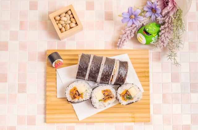 かるなぁ 精進太巻き寿司