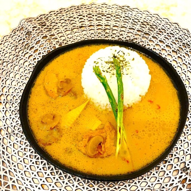 インスタントヴィーガンベジスパイシータイカレー