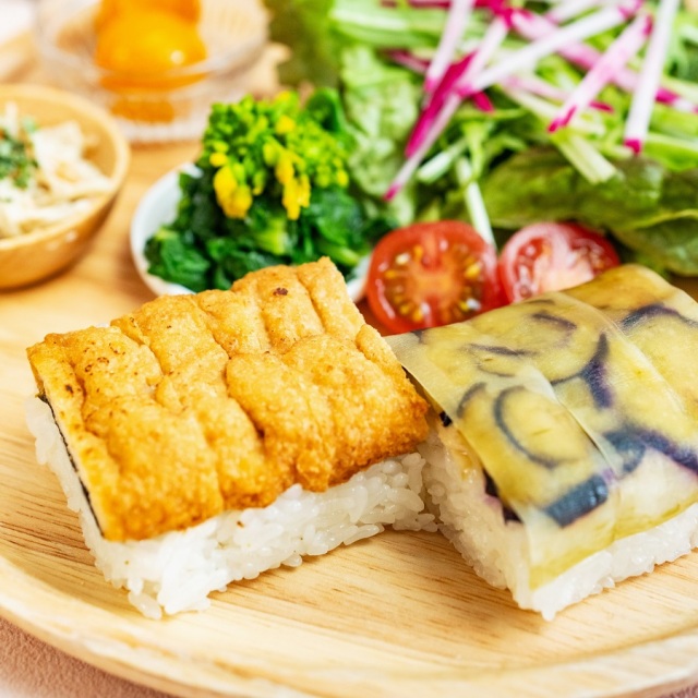 かるなぁ寿司３種