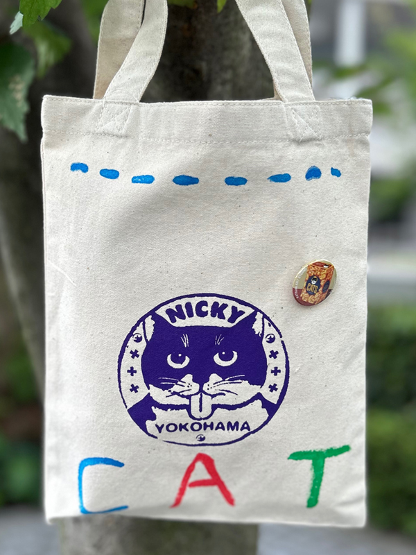 【猫柄】カツミアート（松下カツミ）キャンバスフラットトートバッグ（A4）：ニッキー2