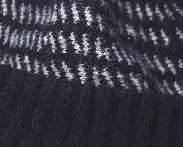 cableami　ケーブルアミ　ボンボン付きアルパカニットキャップ 　素材感