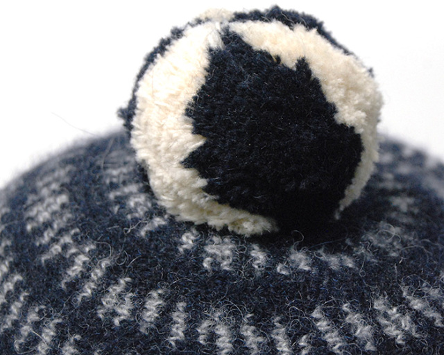 cableami　ケーブルアミ　ボンボン付きアルパカニットキャップ 　ボンボン