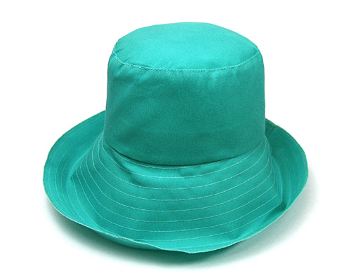 TOUS LES JOURS（トレジュール) パラフィン加工キャンバスハット 春夏