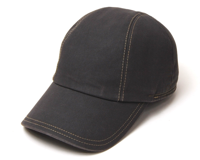 ”WIGENS(ヴィーゲン)”耳当て付きコーティングコットンキャップ Baseball Cap