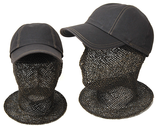 ”WIGENS(ヴィーゲン)”耳当て付きコーティングコットンキャップ Baseball Cap