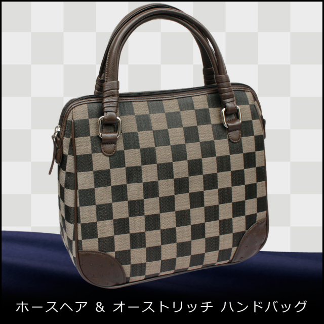 レディースの手さげバッグです。
