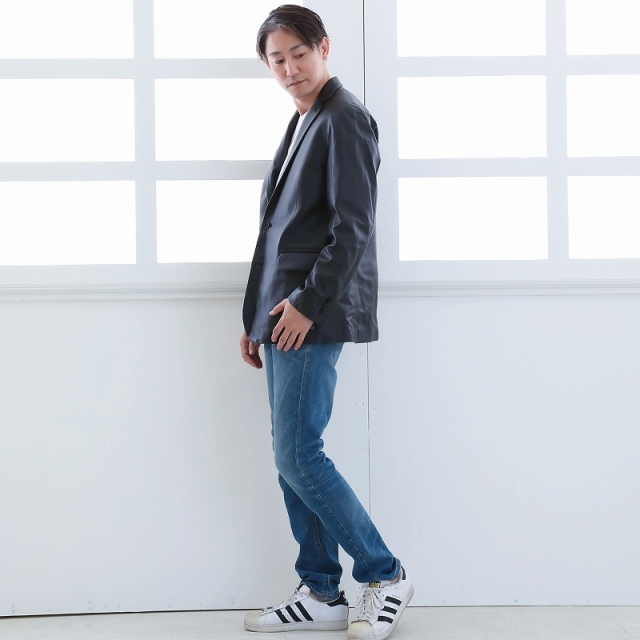 ラムレザー 本革 テーラードジャケット メンズ 2つボタン ブレザー 羊