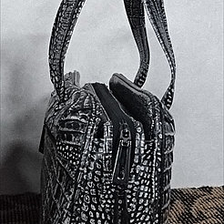 エキゾチックレザーアイテム