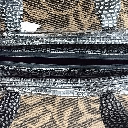 エキゾチックレザーアイテム