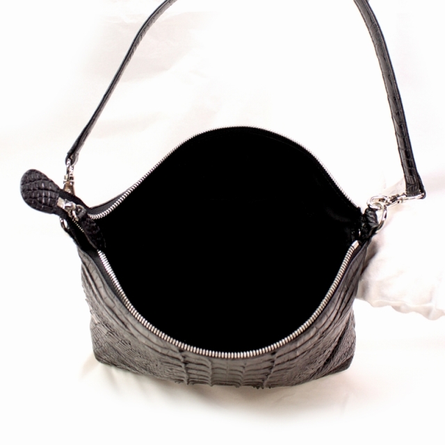 エキゾチックレザーアイテム