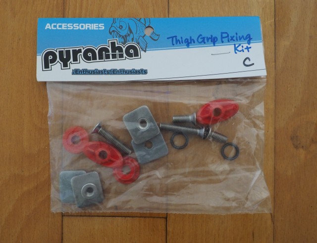 ピラニアカヤックスペアパーツ【Thigh Grip Fixing Kit C】サイ・グリップフィクシングキットＣ