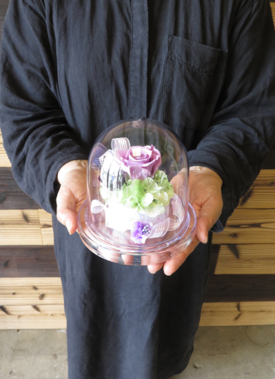 0700 77才喜寿の御祝いにおすすめフラワーギフト　プリザーブドフラワー　パープルローズドーム