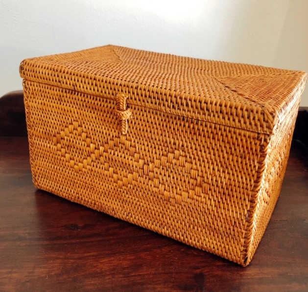 アタ製マスク収納ボックス／アロマオイル収納／薬箱／お裁縫箱／小物入れ（22cm×13cm×H13cm／ふた付き・模様入り）AT208