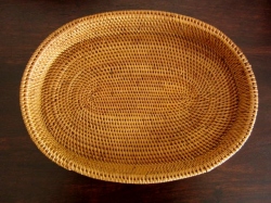 アタ製・楕円形おぼん／トレイ（縁付き　24cm×21ｃｍ×高さ3ｃｍ）AT047