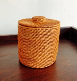 アタ製　綿棒入れ／綿棒収納ボックス／お砂糖入れ／シュガーポット／小物入れ（蓋付き・筒型）AT210