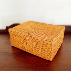 アタ製ウェットティッシュ収納ボックス／ウェットティッシュ ケース／小物入れ（20cm×15cm×H9cm／ふた付き・模様入り）AT240