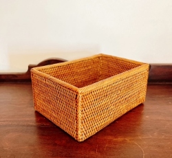 アタ製・小物入れ／カトラリーケース／コースターケース／ウエットティッシュ入れ／文房具入れ（約17×12×高さ8cm・蓋なし）AT285