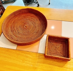 【インスタライブ特別商品　N.H.様ご専用商品】アタ製ラウンドトレイとスクエアケース（AT332)