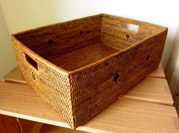 衣類も収納可能！ アタ製・ラージサイズの収納ボックス（41×31×高さ