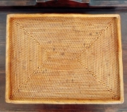 アタ製・縁付きレクト（長方形）トレイ・おぼん（約31-32cm×24cm×高さ2cm）ランチョンマット／テーブルマット（AT272）