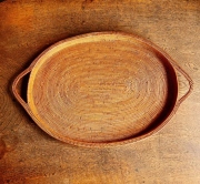 アタ製・持ち手付き楕円形トレイ／オーバルトレイ／おぼん（最大49cm×33cm×高さ3cm）AT329