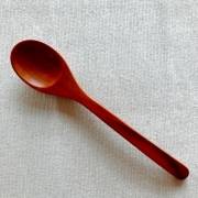 天然木・サウォ製スプーン（Mサイズ・約17cm）WT008
