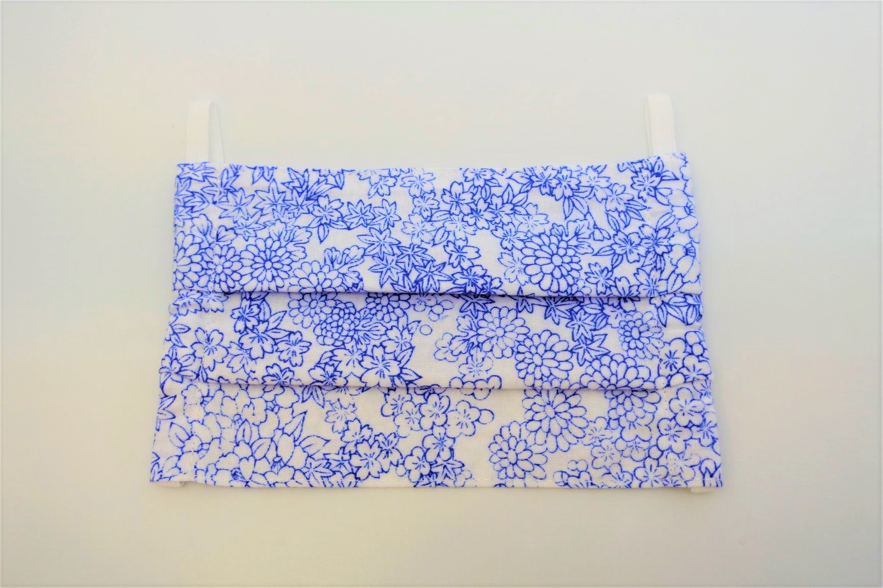 マスク　プリーツ