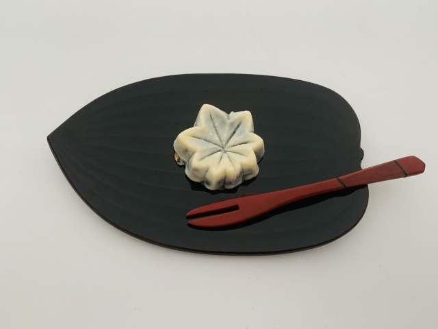 葉　漆器 木の葉小皿 渕金 取り皿・小皿 FC37-1/2 漆器の井助
