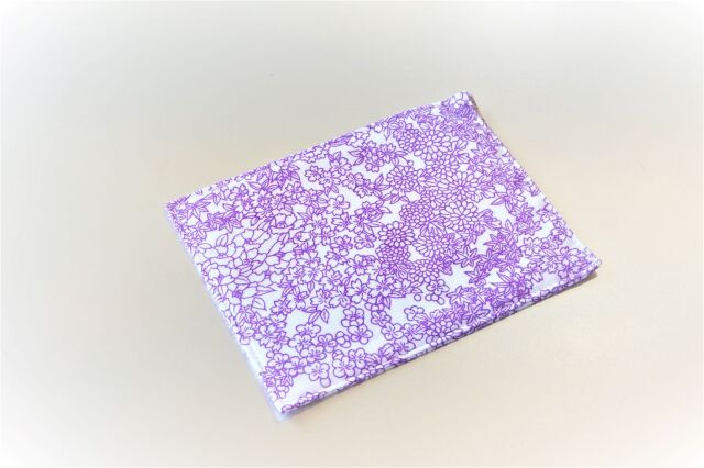 手染め加賀友禅マスク と同じかわいい小紋模様のマスクポーチが新登場