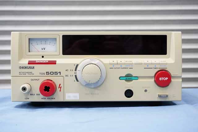中古　菊水電子工業　耐電圧試験器　TOS5051　(管理番号：4G-1061)
