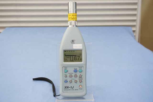 中古　リオン　超低周波音レベル計　XN-1J　(管理番号：4G-1062)