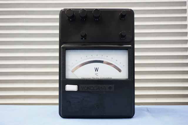 中古　横河計測　単相電力計　2041-02　(管理番号：UKK-00549)