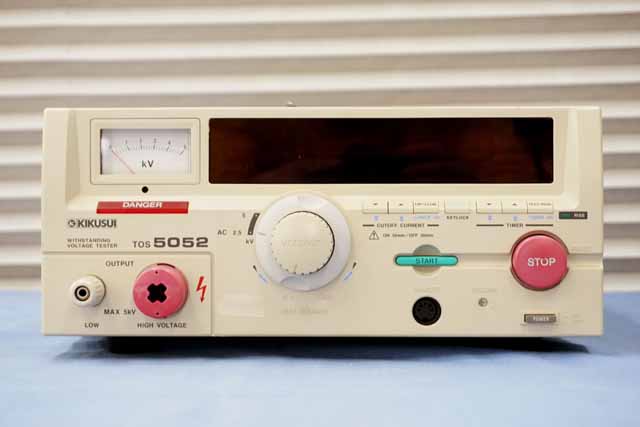 中古　菊水電子工業　AC耐電圧試験器　TOS5052　(管理番号：UKK-04044)